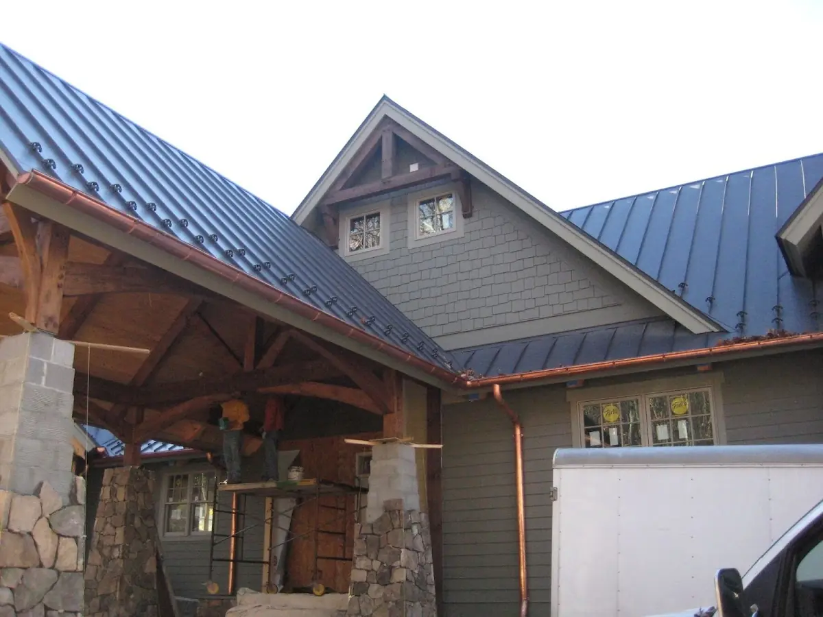 Craftsman Roofing team delivering quality roofing work in Campgaw
